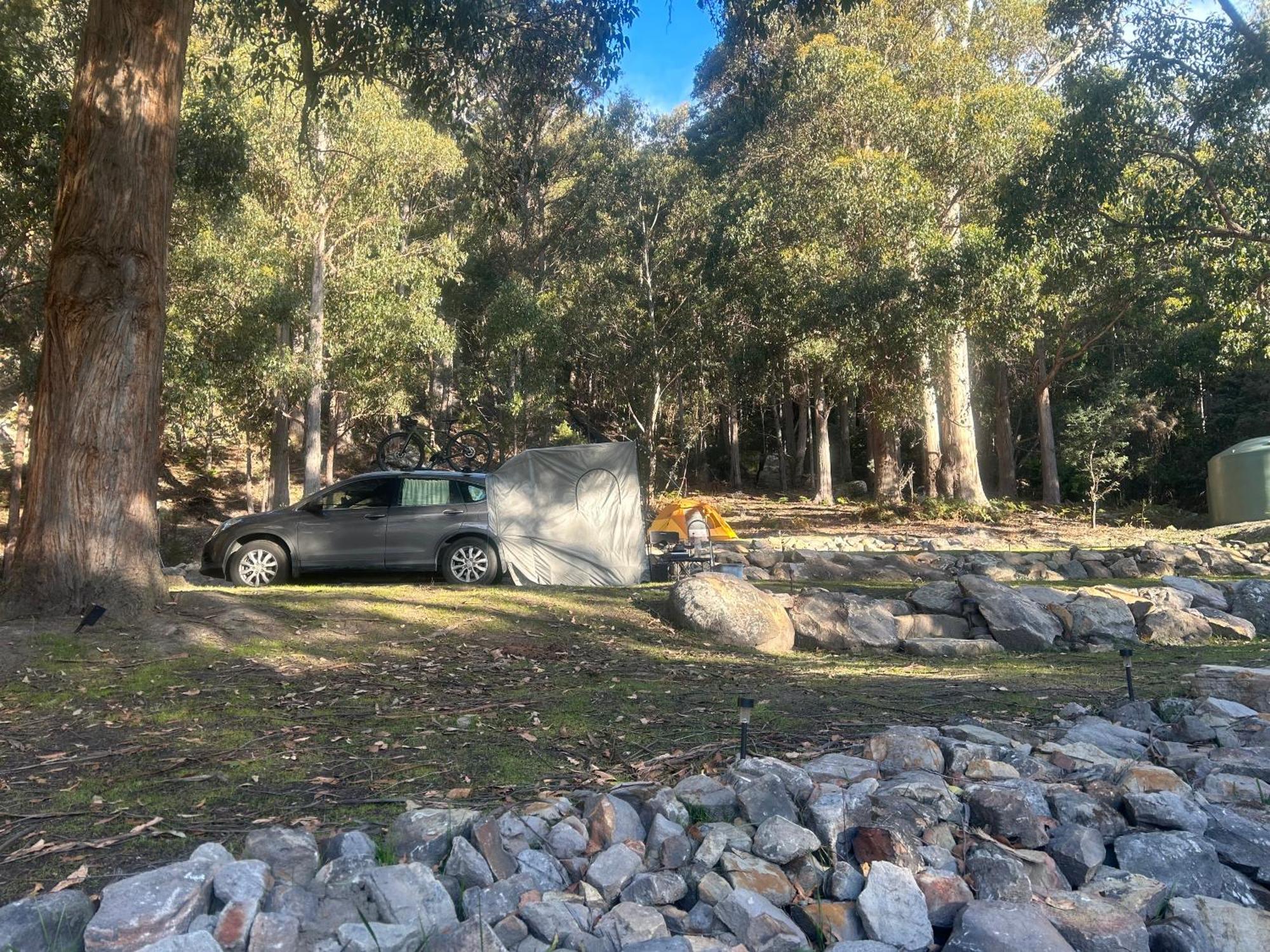 Отель Base Camp Tasmania Нью-Норфолк Экстерьер фото